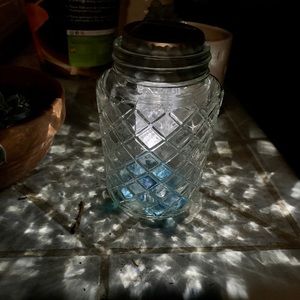 NEW Solar light lantern-outdoor garden accent BLUE
